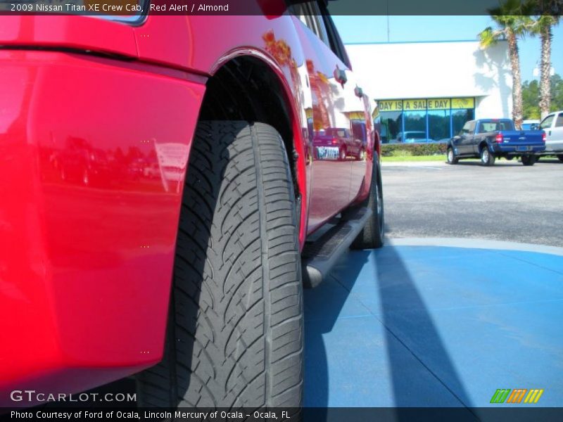 Red Alert / Almond 2009 Nissan Titan XE Crew Cab