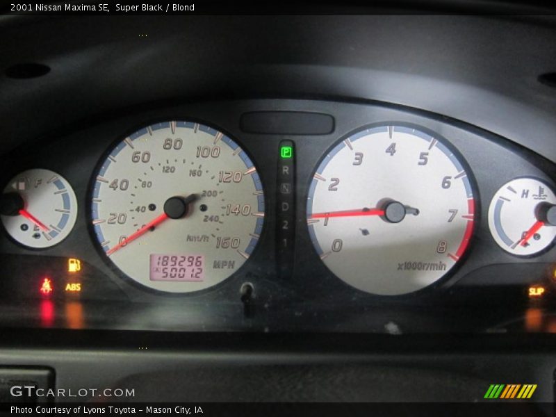 Super Black / Blond 2001 Nissan Maxima SE