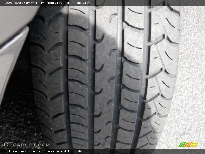 Phantom Gray Pearl / Stone Gray 2006 Toyota Camry LE