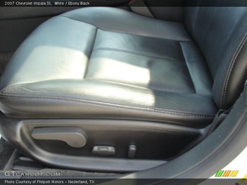 White / Ebony Black 2007 Chevrolet Impala SS