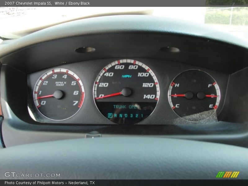 White / Ebony Black 2007 Chevrolet Impala SS