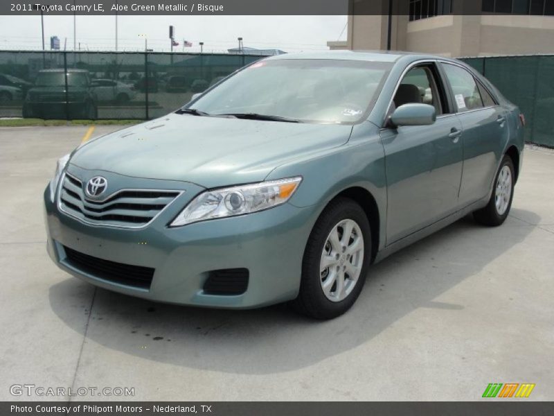Aloe Green Metallic / Bisque 2011 Toyota Camry LE