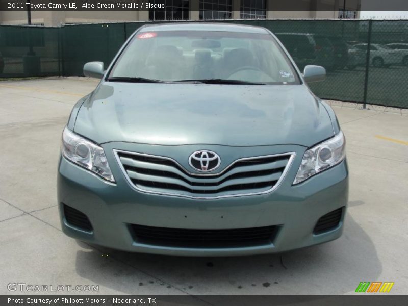 Aloe Green Metallic / Bisque 2011 Toyota Camry LE