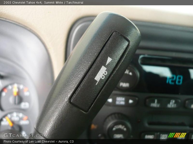 Summit White / Tan/Neutral 2003 Chevrolet Tahoe 4x4