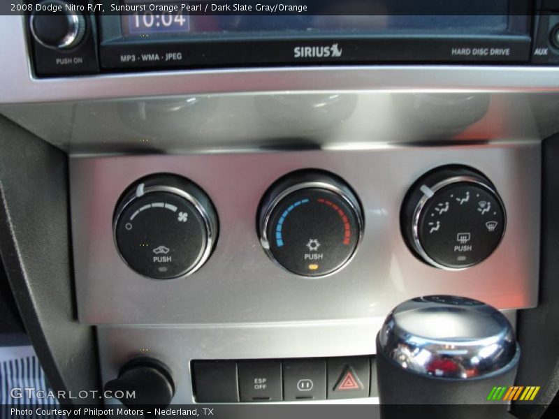 Controls of 2008 Nitro R/T
