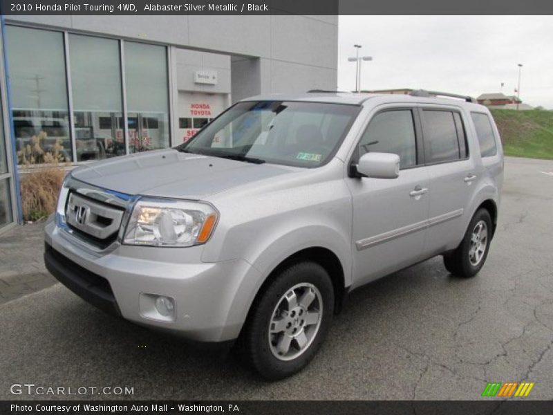 Front 3/4 View of 2010 Pilot Touring 4WD