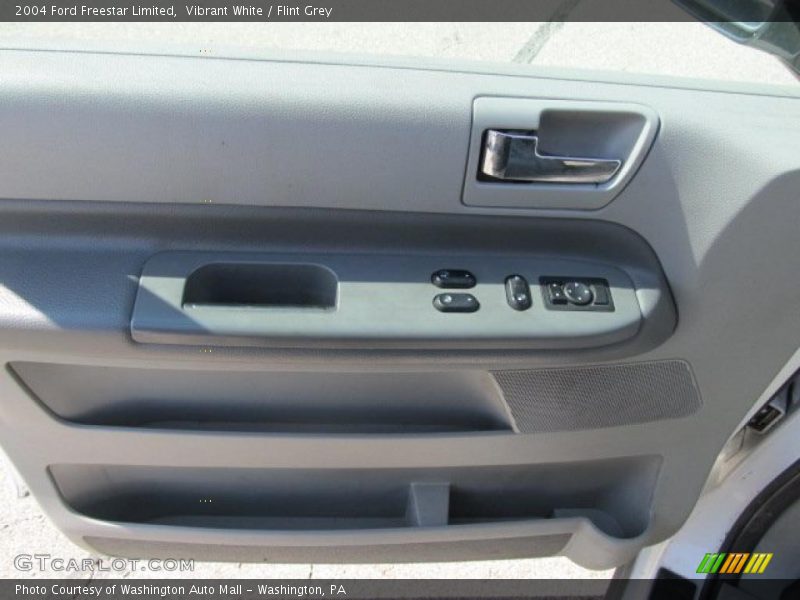 Vibrant White / Flint Grey 2004 Ford Freestar Limited