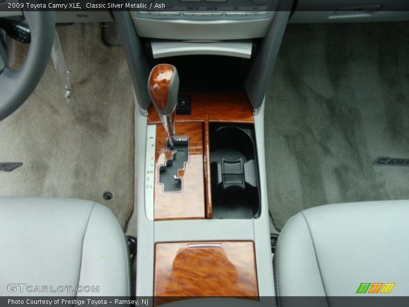 Classic Silver Metallic / Ash 2009 Toyota Camry XLE