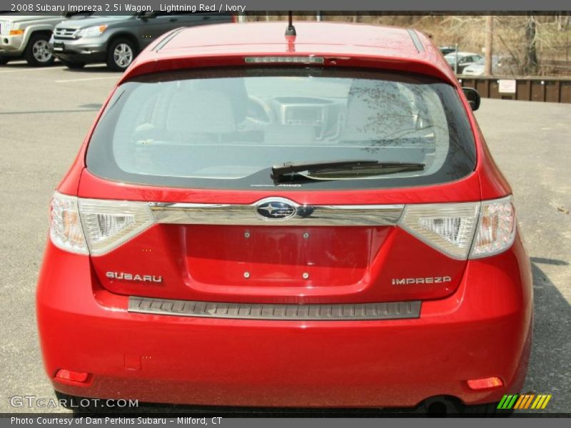 Lightning Red / Ivory 2008 Subaru Impreza 2.5i Wagon