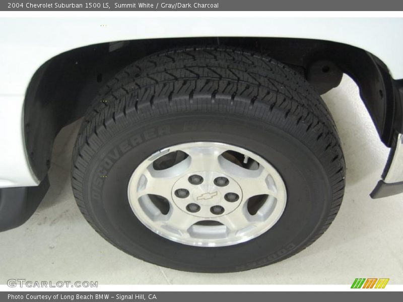 Summit White / Gray/Dark Charcoal 2004 Chevrolet Suburban 1500 LS