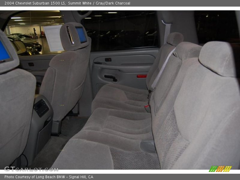 Summit White / Gray/Dark Charcoal 2004 Chevrolet Suburban 1500 LS