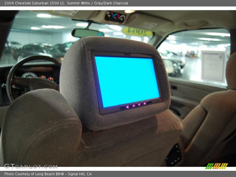 Summit White / Gray/Dark Charcoal 2004 Chevrolet Suburban 1500 LS