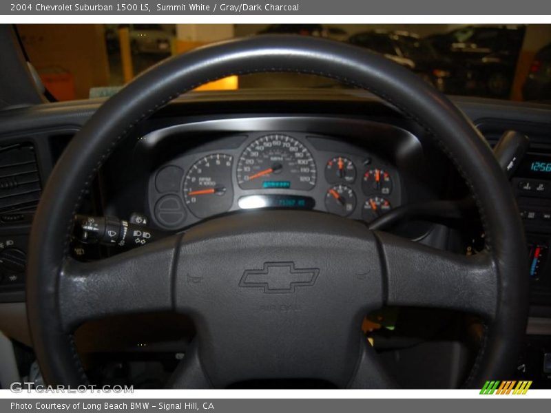 Summit White / Gray/Dark Charcoal 2004 Chevrolet Suburban 1500 LS