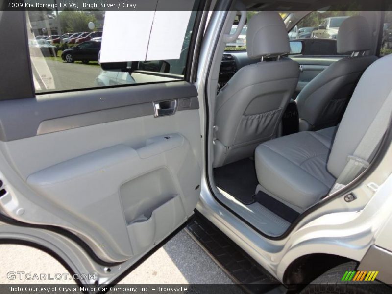 Bright Silver / Gray 2009 Kia Borrego EX V6