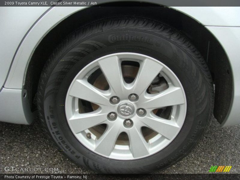 Classic Silver Metallic / Ash 2009 Toyota Camry XLE