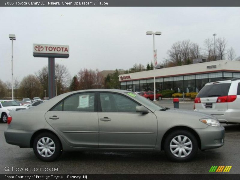 Mineral Green Opalescent / Taupe 2005 Toyota Camry LE