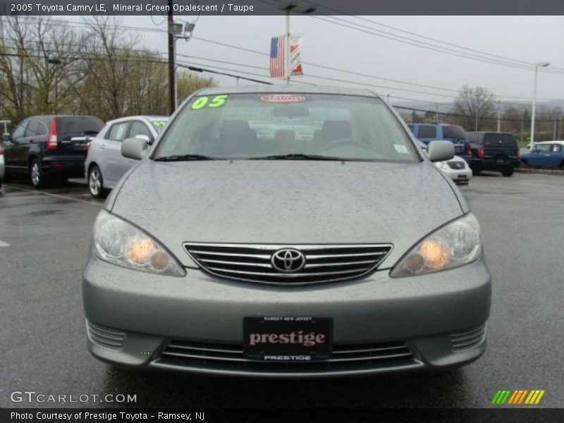 Mineral Green Opalescent / Taupe 2005 Toyota Camry LE