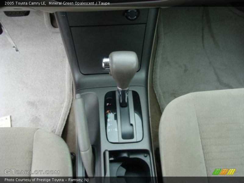 Mineral Green Opalescent / Taupe 2005 Toyota Camry LE