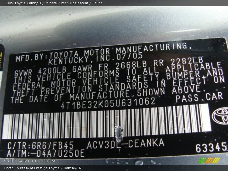 Mineral Green Opalescent / Taupe 2005 Toyota Camry LE