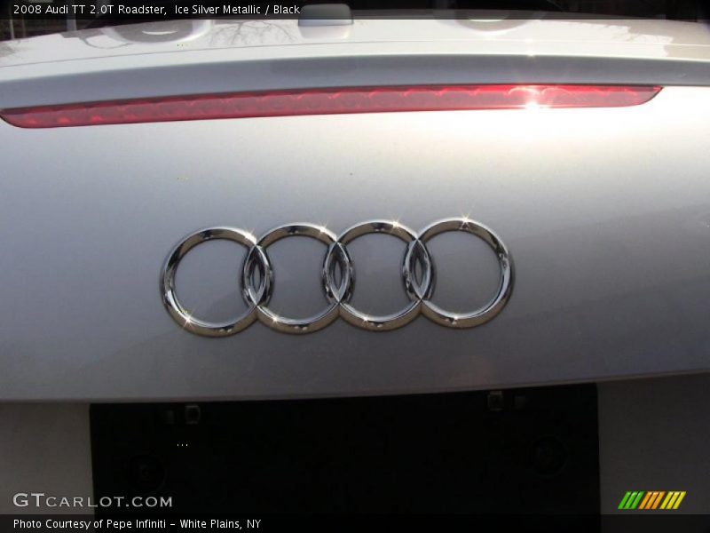  2008 TT 2.0T Roadster Logo