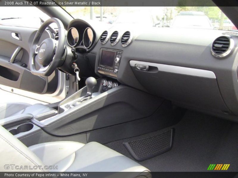 Dashboard of 2008 TT 2.0T Roadster