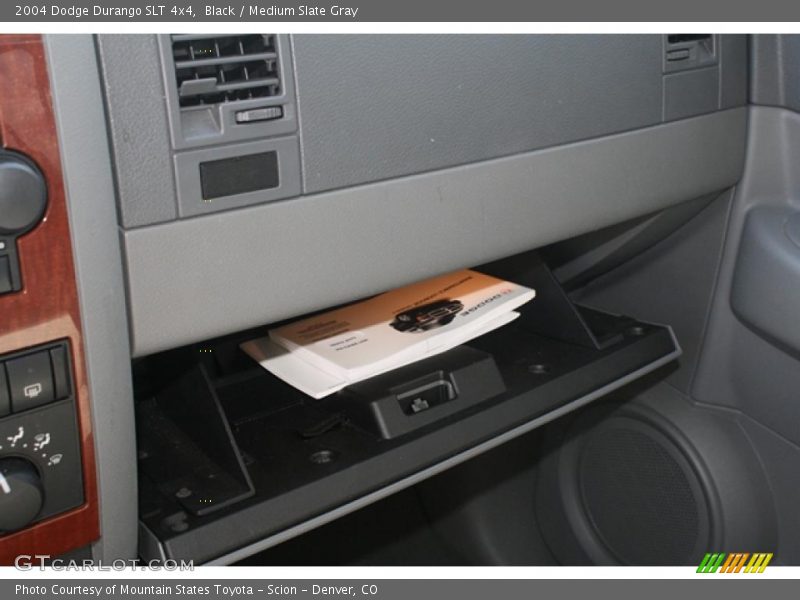 Black / Medium Slate Gray 2004 Dodge Durango SLT 4x4