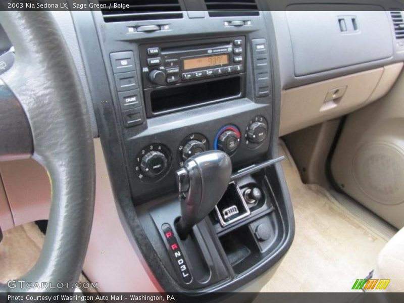 Sage Green / Beige 2003 Kia Sedona LX