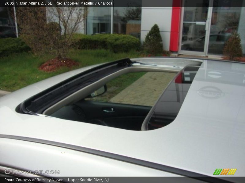 Radiant Silver Metallic / Charcoal 2009 Nissan Altima 2.5 SL