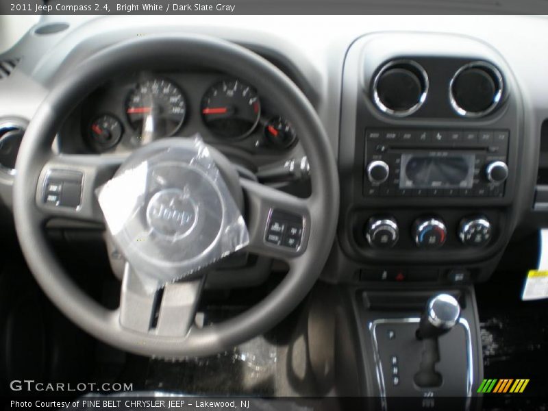 Bright White / Dark Slate Gray 2011 Jeep Compass 2.4