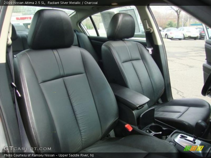 Radiant Silver Metallic / Charcoal 2009 Nissan Altima 2.5 SL