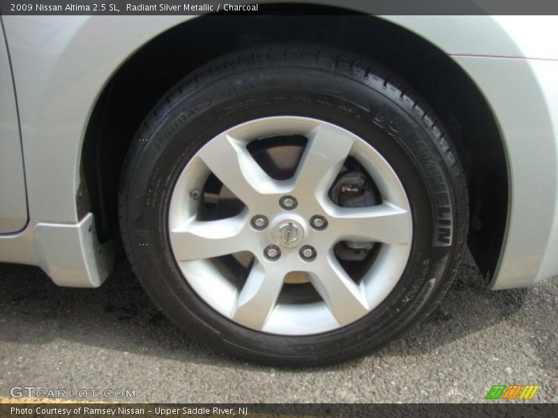 Radiant Silver Metallic / Charcoal 2009 Nissan Altima 2.5 SL