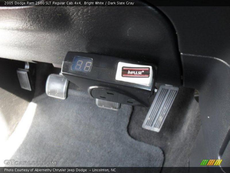 Bright White / Dark Slate Gray 2005 Dodge Ram 2500 SLT Regular Cab 4x4