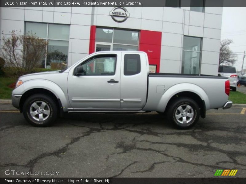 Radiant Silver Metallic / Graphite 2010 Nissan Frontier SE V6 King Cab 4x4