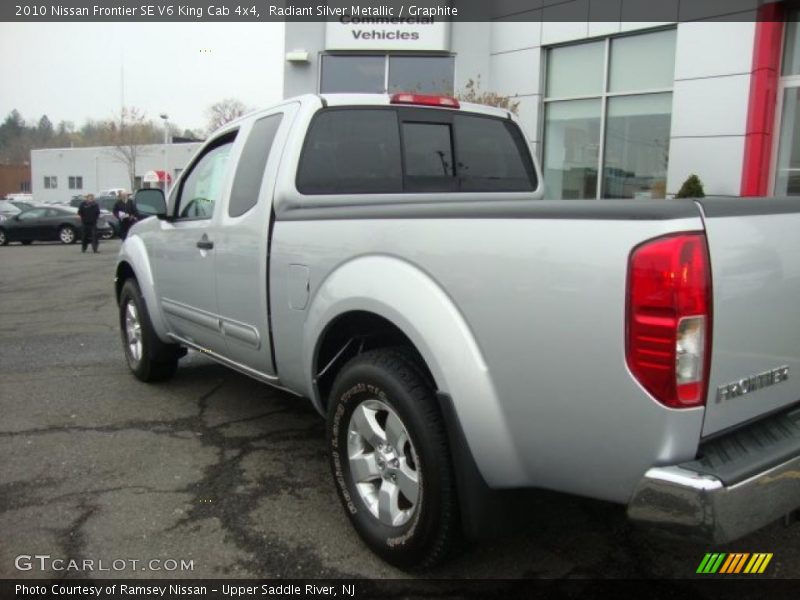 Radiant Silver Metallic / Graphite 2010 Nissan Frontier SE V6 King Cab 4x4