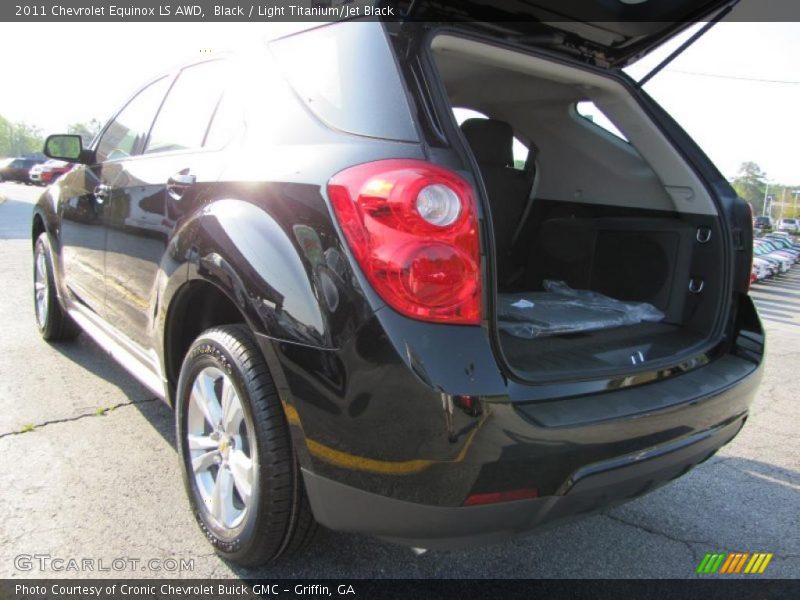 Black / Light Titanium/Jet Black 2011 Chevrolet Equinox LS AWD