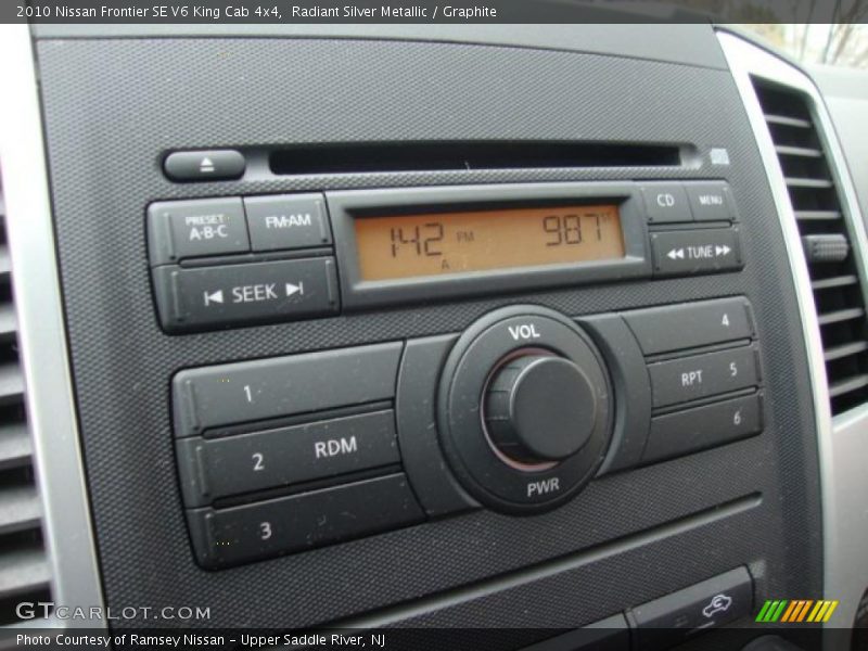 Controls of 2010 Frontier SE V6 King Cab 4x4