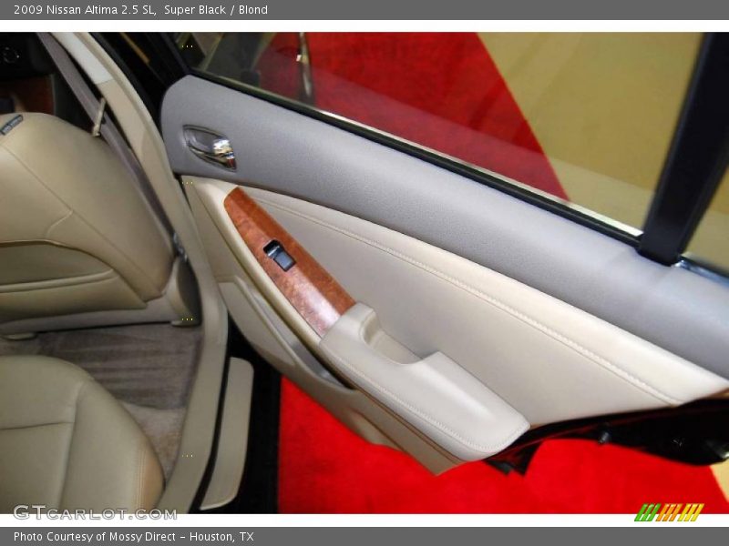 Super Black / Blond 2009 Nissan Altima 2.5 SL