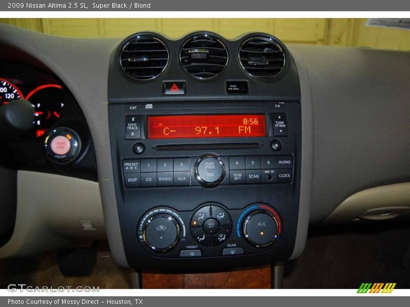 Super Black / Blond 2009 Nissan Altima 2.5 SL