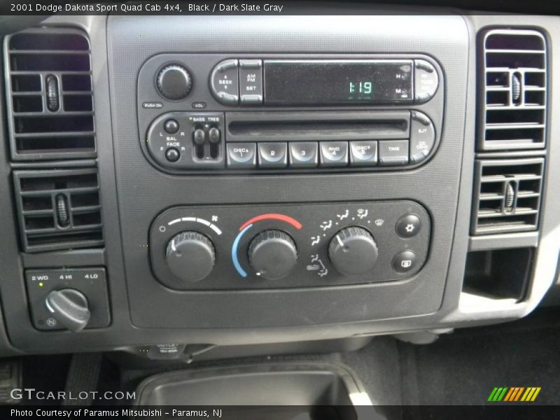 Controls of 2001 Dakota Sport Quad Cab 4x4