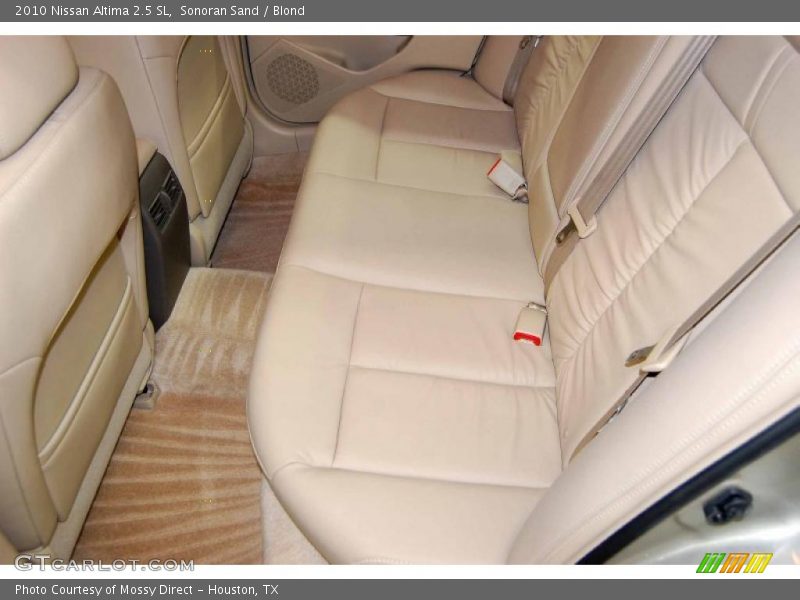 Sonoran Sand / Blond 2010 Nissan Altima 2.5 SL