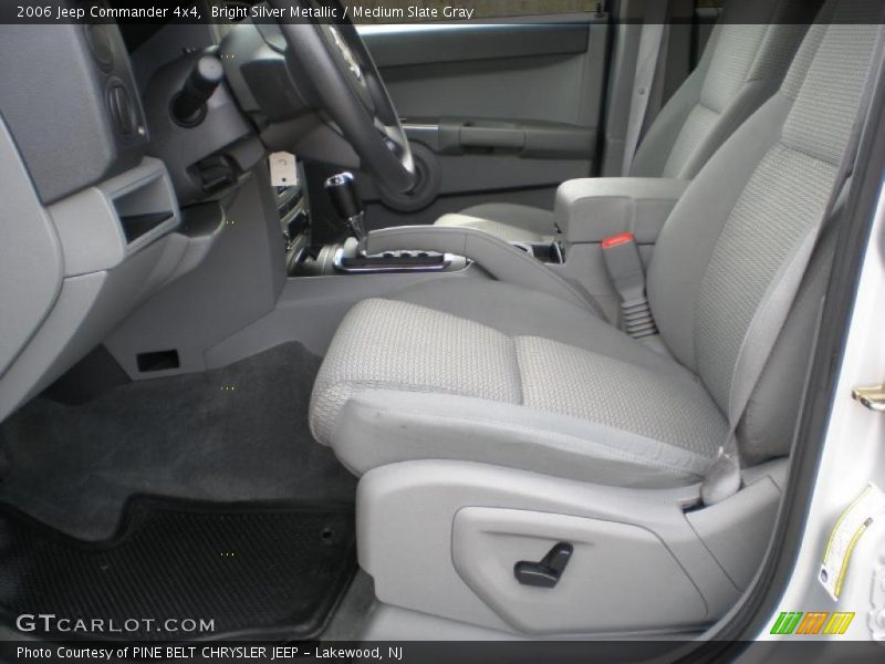 Bright Silver Metallic / Medium Slate Gray 2006 Jeep Commander 4x4