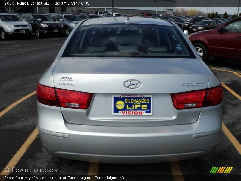 Radiant Silver / Gray 2010 Hyundai Sonata GLS