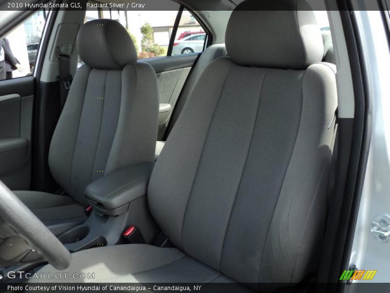 Radiant Silver / Gray 2010 Hyundai Sonata GLS