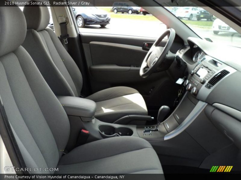 Radiant Silver / Gray 2010 Hyundai Sonata GLS
