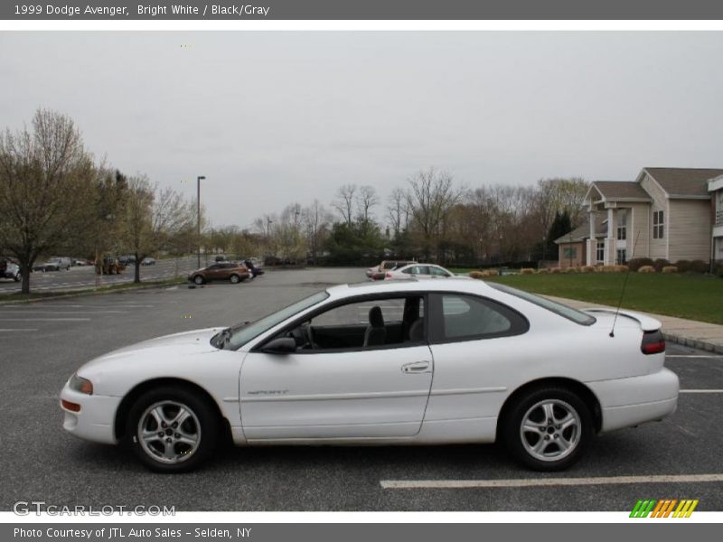 Bright White / Black/Gray 1999 Dodge Avenger