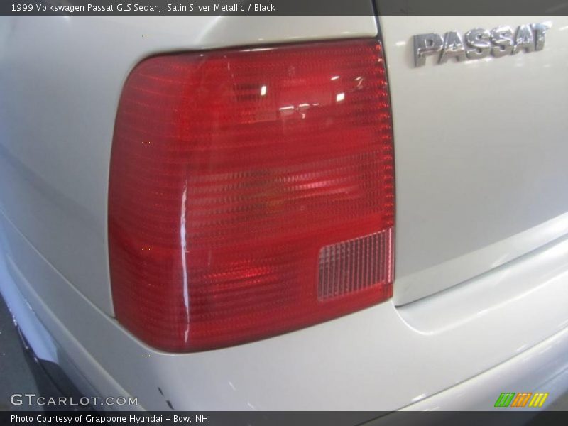 Satin Silver Metallic / Black 1999 Volkswagen Passat GLS Sedan