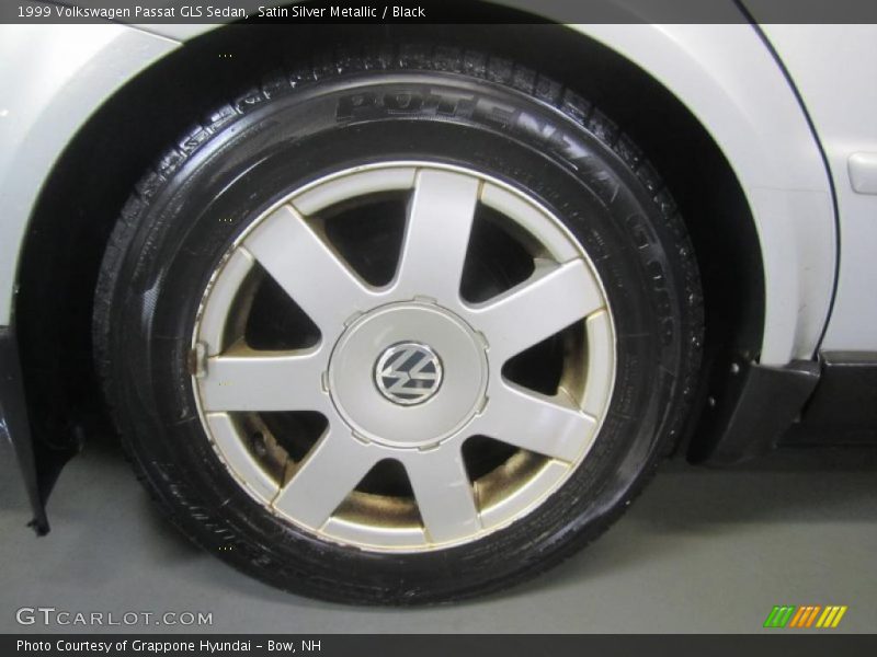 Satin Silver Metallic / Black 1999 Volkswagen Passat GLS Sedan