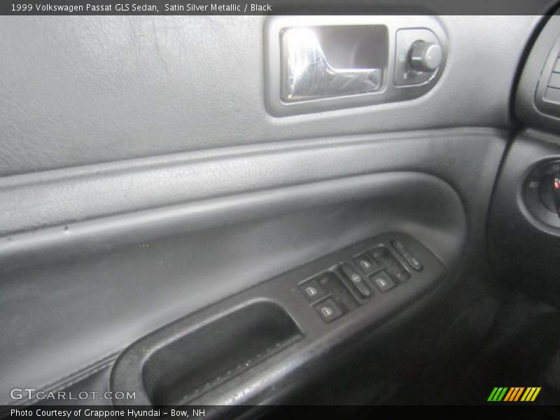 Satin Silver Metallic / Black 1999 Volkswagen Passat GLS Sedan