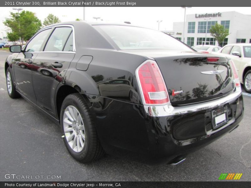 Brilliant Black Crystal Pearl / Black/Light Frost Beige 2011 Chrysler 300