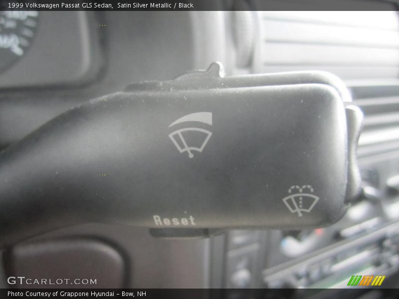 Satin Silver Metallic / Black 1999 Volkswagen Passat GLS Sedan